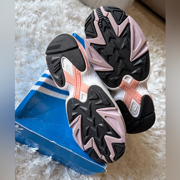 Adidas Women's White and Pink Sneakers - Picture 6 of 8